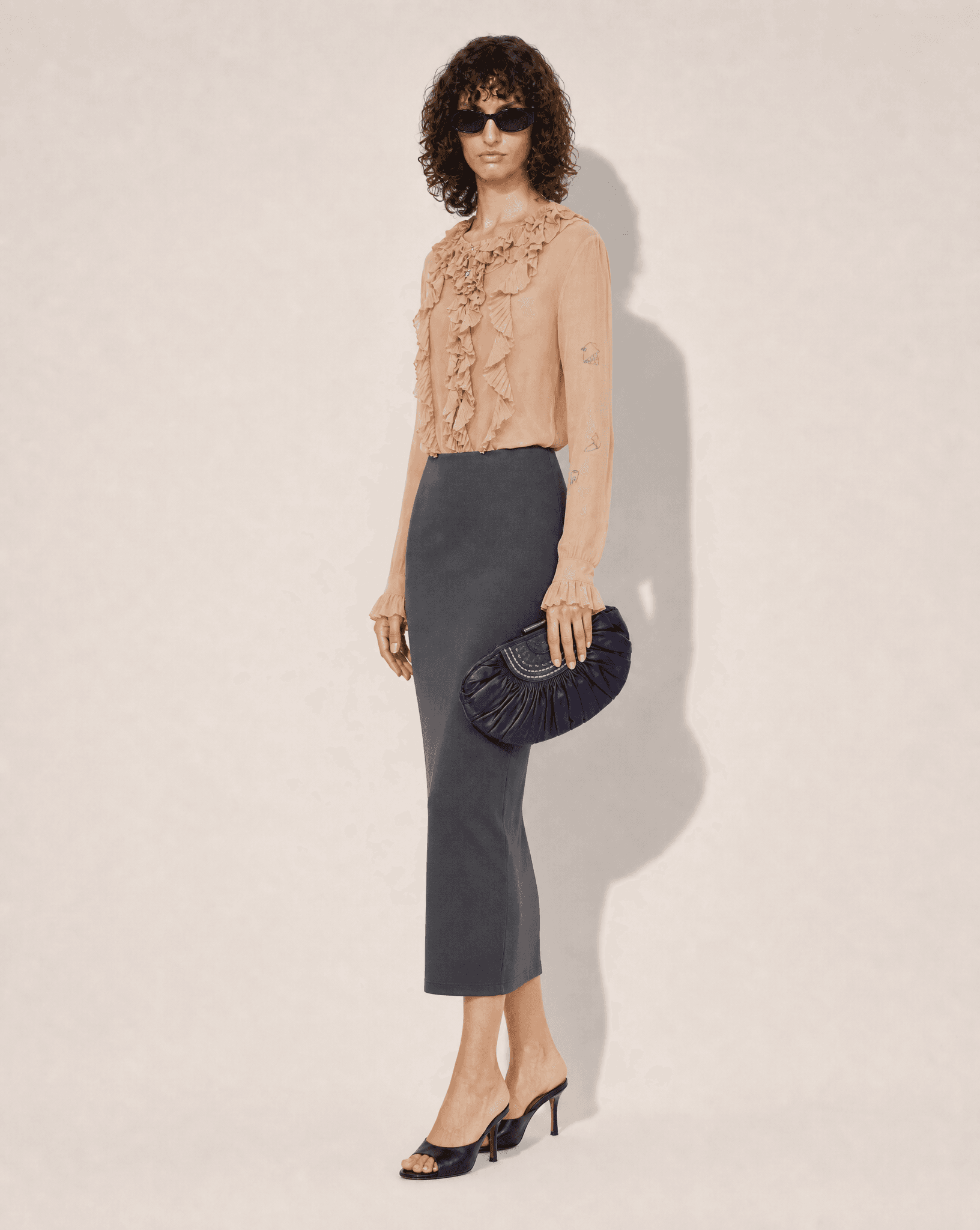 HERITAGE FW 2009 Ruffled Jabot Blouse – Hannah MacGibbon for Chloé