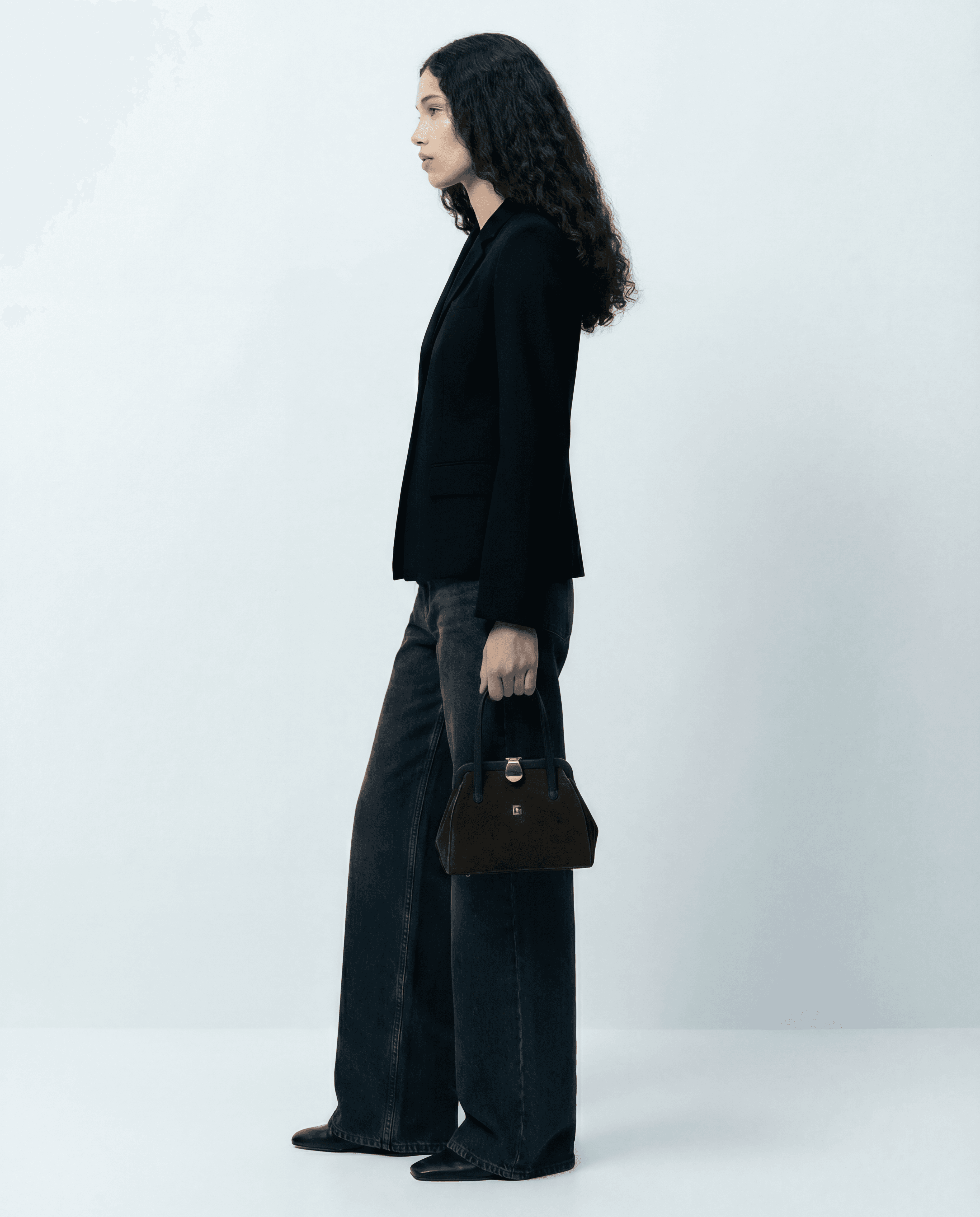 Fendi vintage velvet frame bag in brown with gold clasp and top handle Mezzanotte Madrid