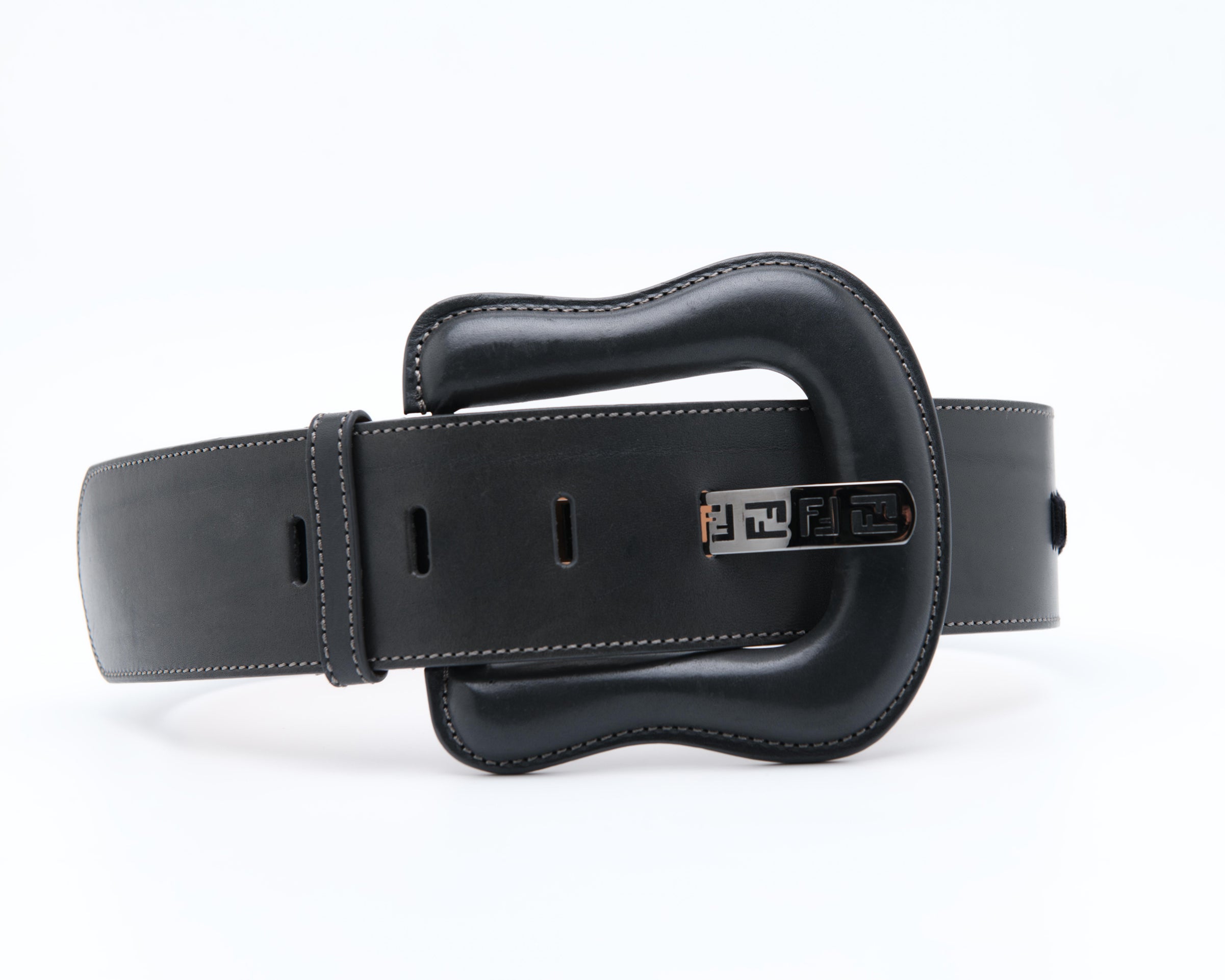 Fendi 2006 belt with oversized FF buckle and smooth calf leather vintage designer piece Mezzanotte Madrid