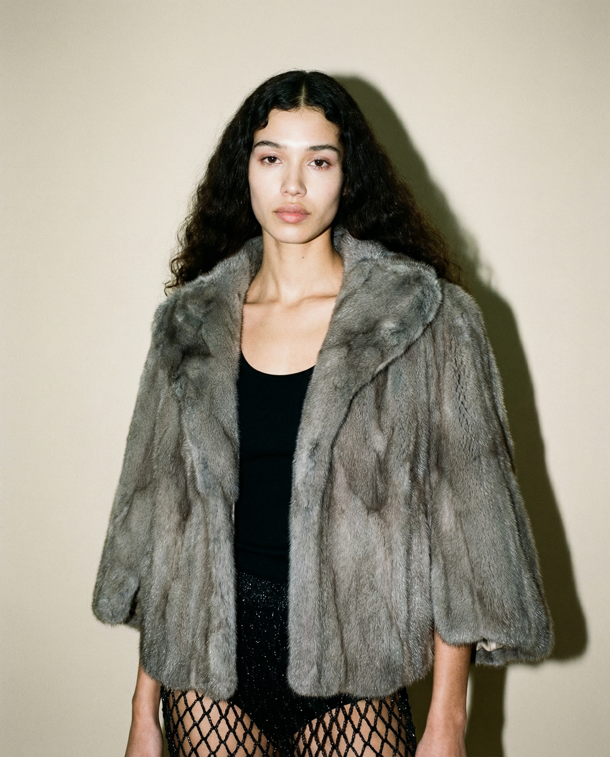 Vintage mink fur bolero jacket in taupe with shawl collar and cropped silhouette Mezzanotte Madrid
