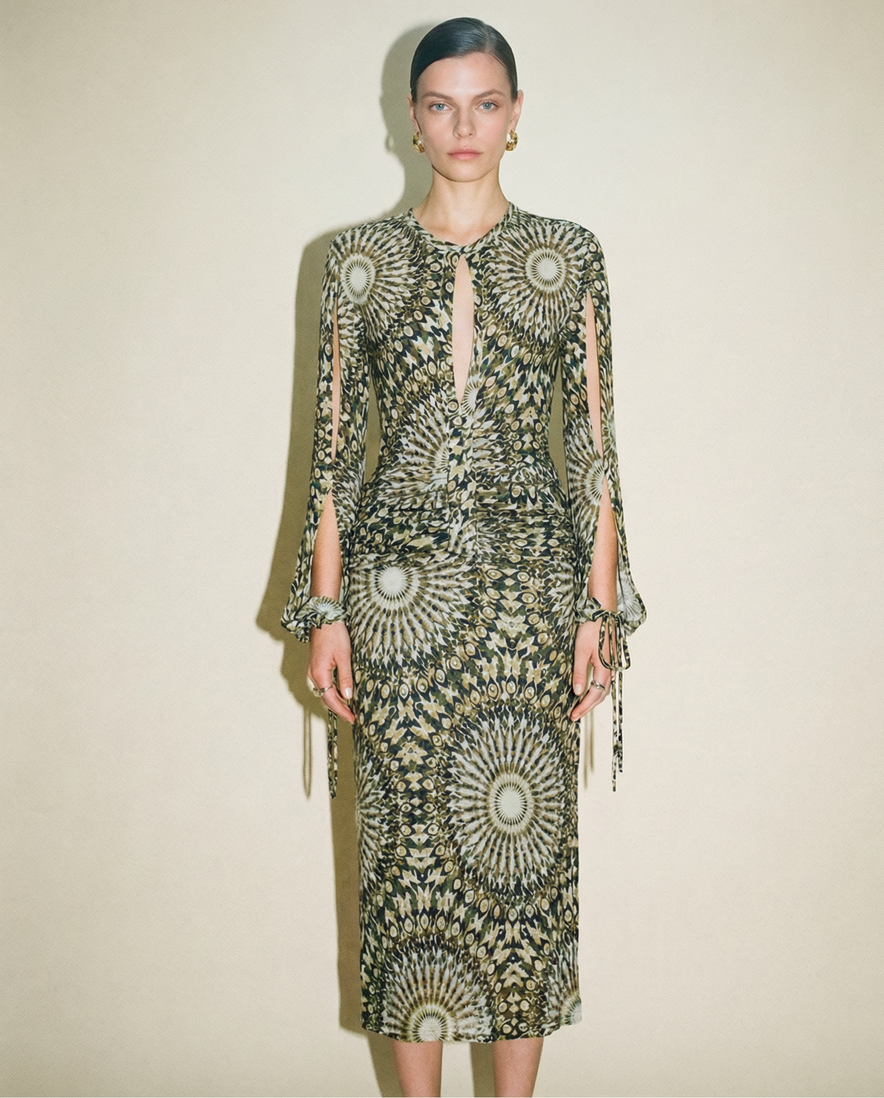 Vintage Valentino geometric print dress archival runway style available for rental Mezzanotte Madrid