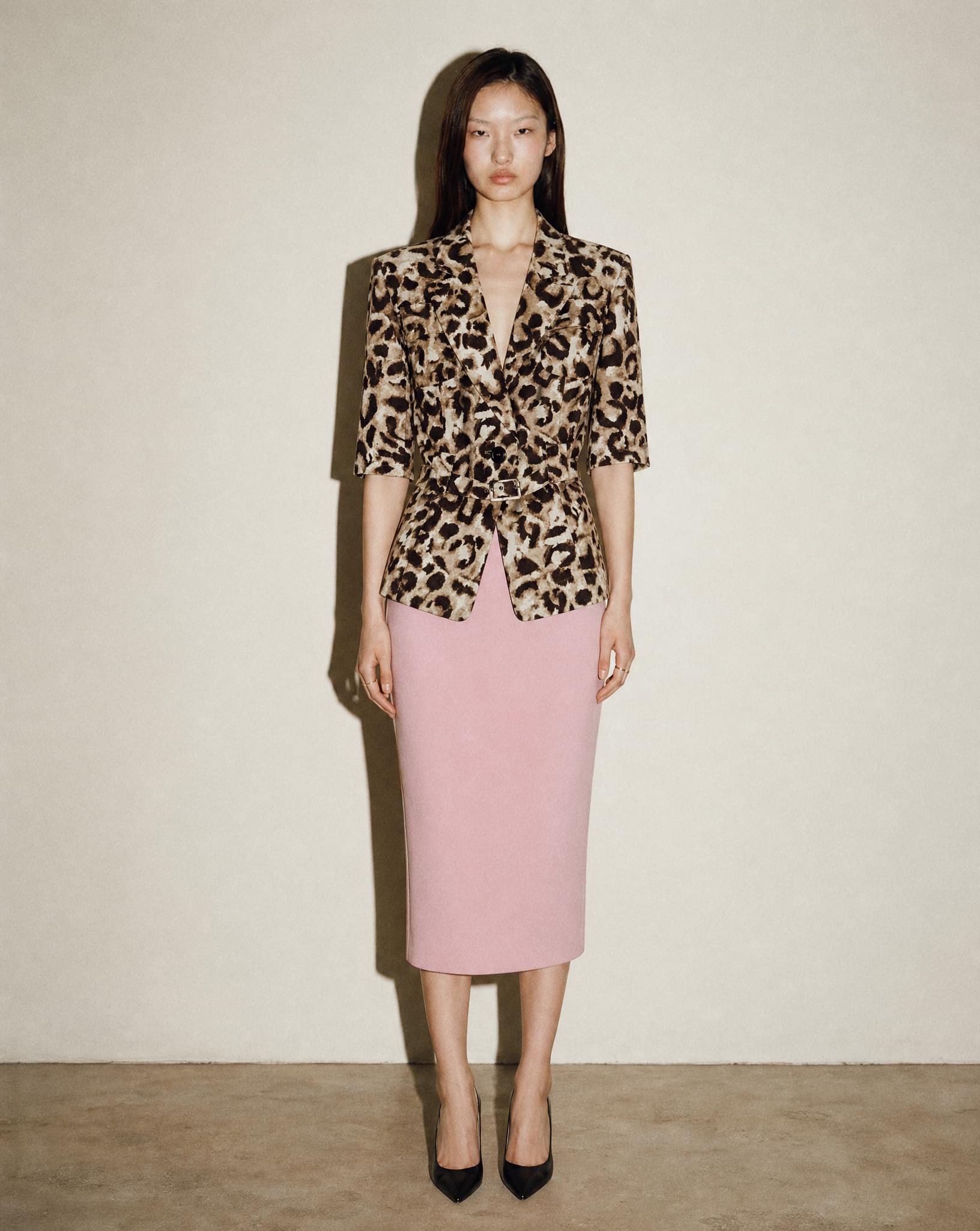 Archival Guy Laroche late 1980s leopard print safari blazer —
buy across Europe at Mezzanotte