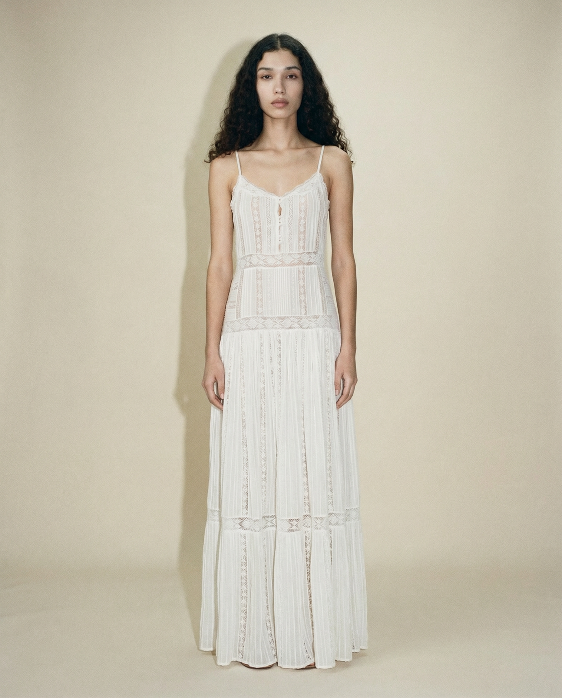 Roberto Cavalli lace maxi dress SS2008 runway ivory boho silhouette Mezzanotte Madrid