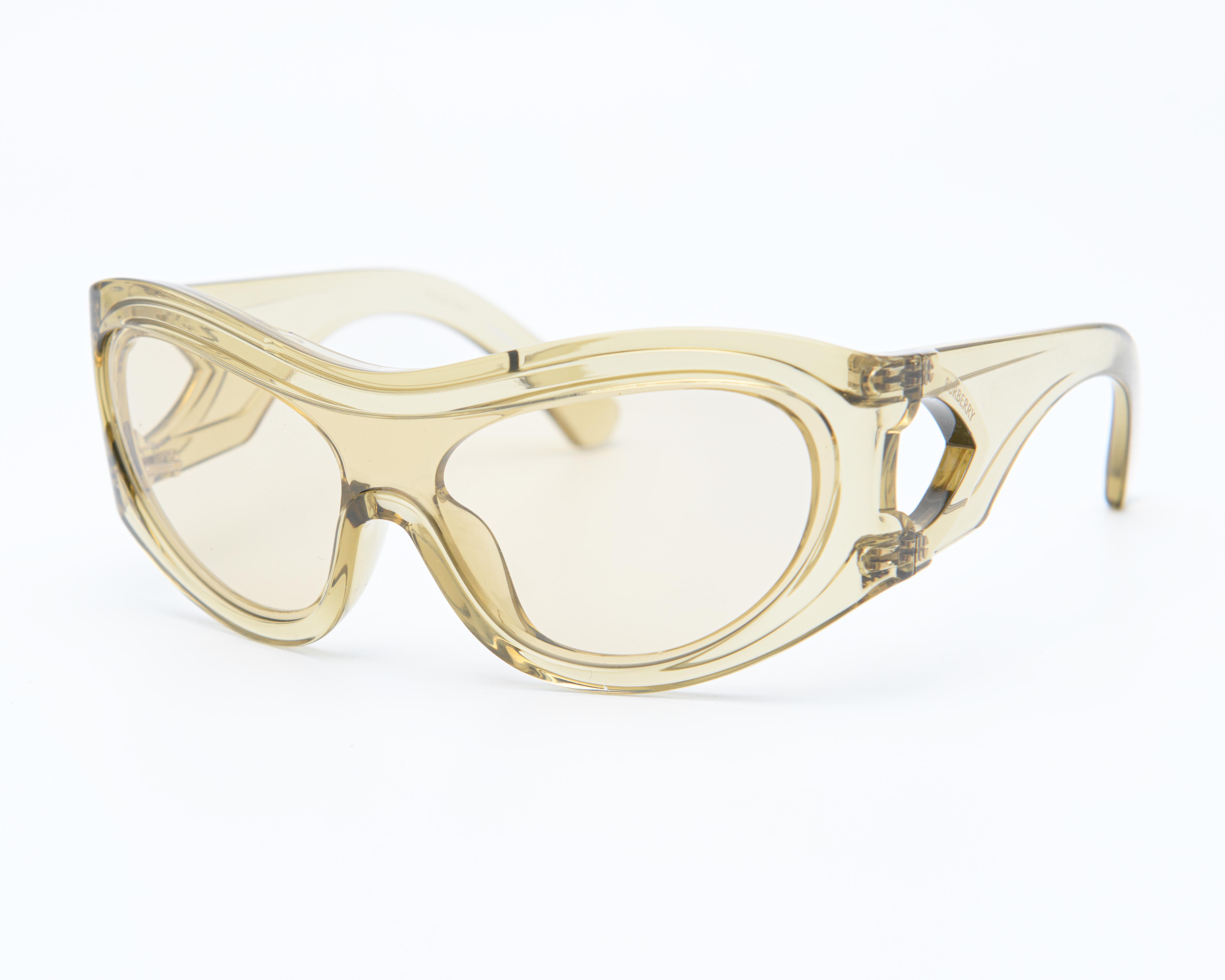 Burberry oversized shield sunglasses with light brown translucent frame and UV lenses | modern designer accessory