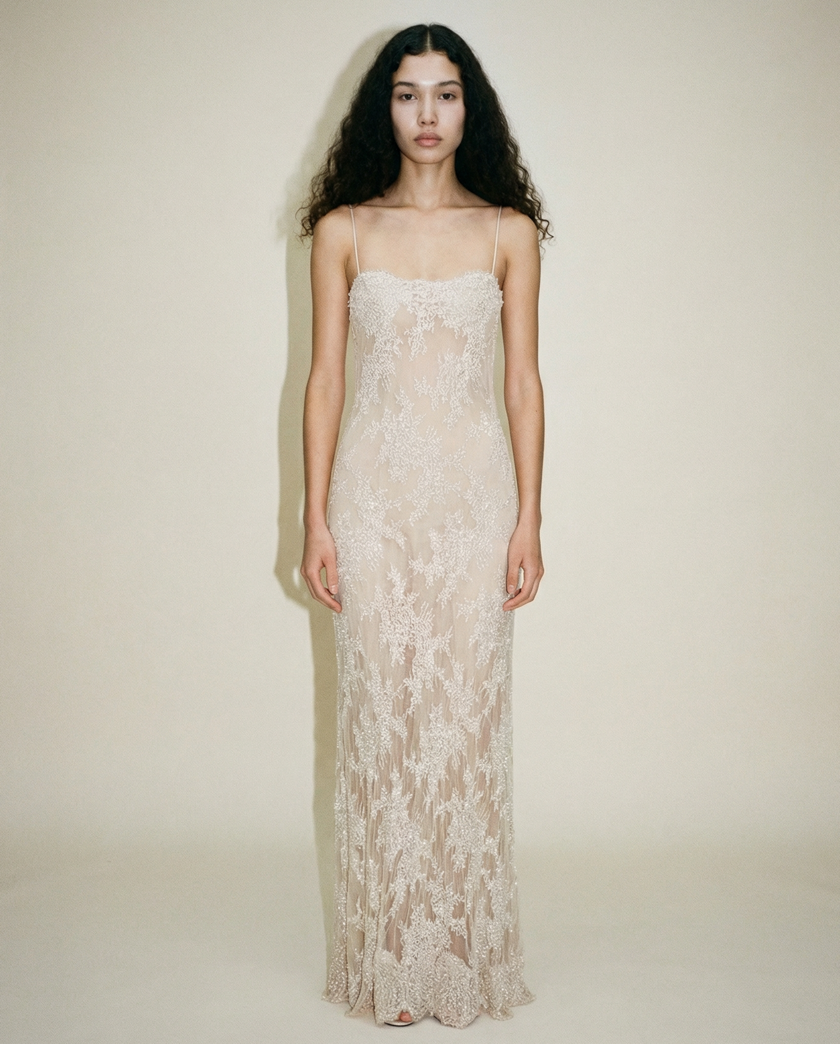 Kate Willa sheer lace evening dress in nude with ivory overlay Mezzanotte Madrid
