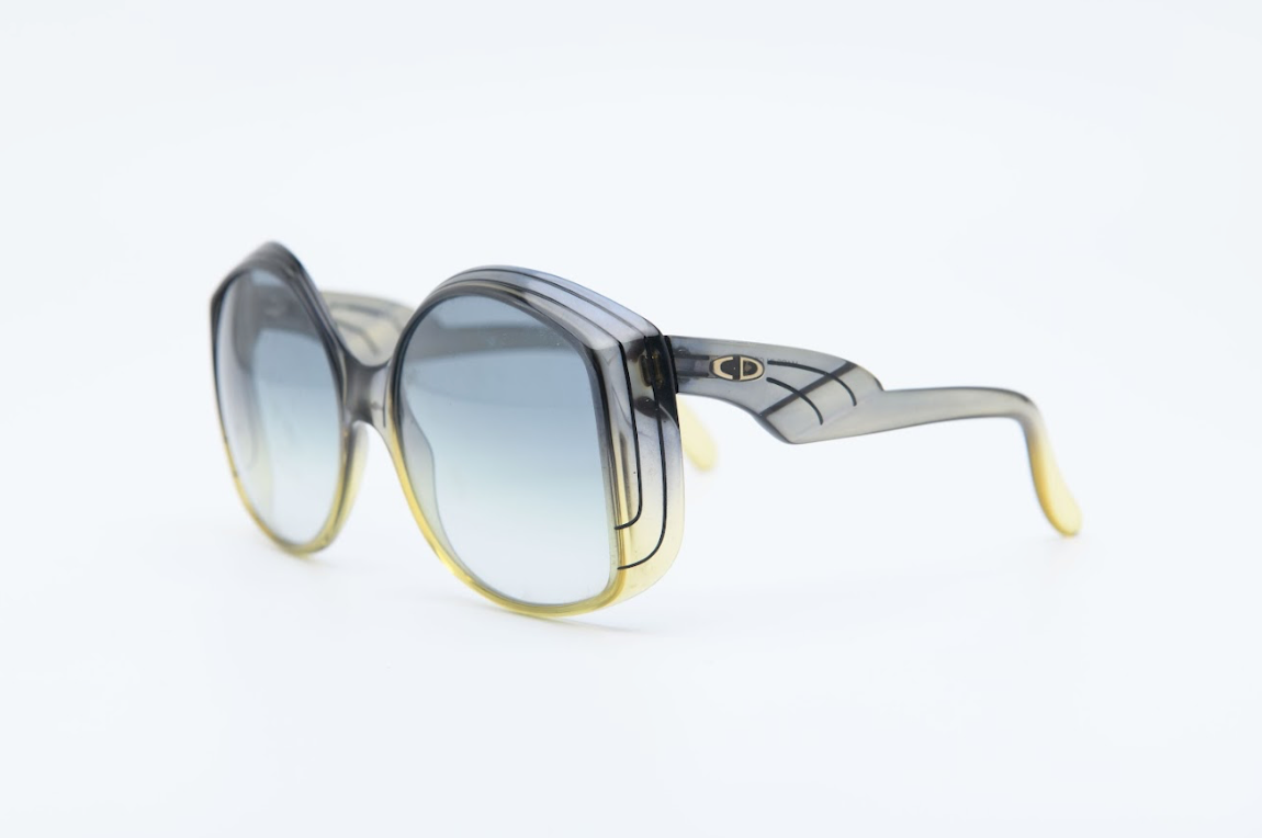 Marc Bohan Dior oversized sunglasses with rounded square shape and transparent frame detail