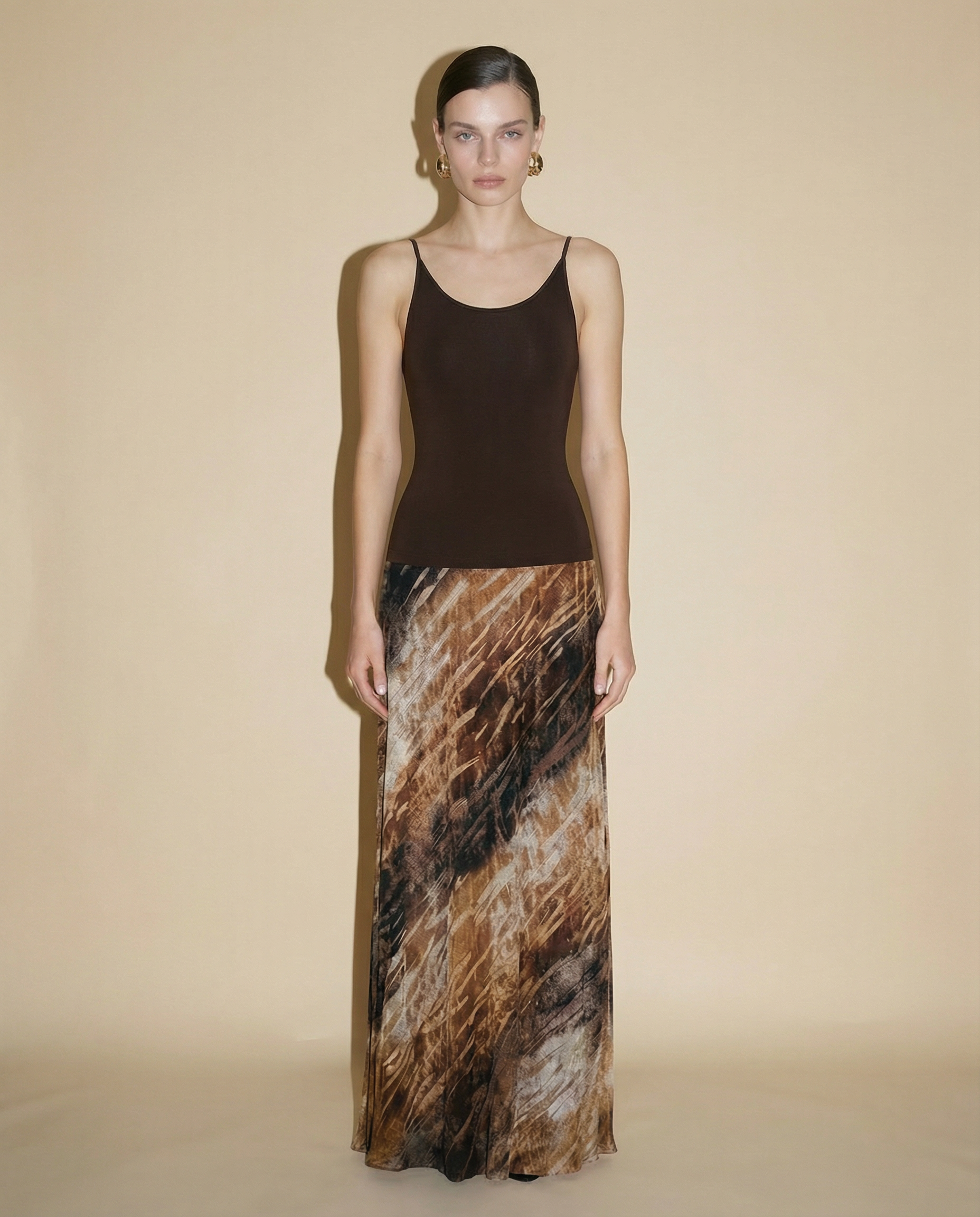 Vintage floral dress with cowl neckline and fluid silhouette Mezzanotte Madrid
